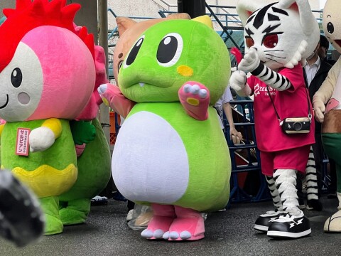 【キャラクター】バブルボブルの「バブルン」（町田GIONスタジアムにて） 2025年5月17日 【まちだ感謝祭】