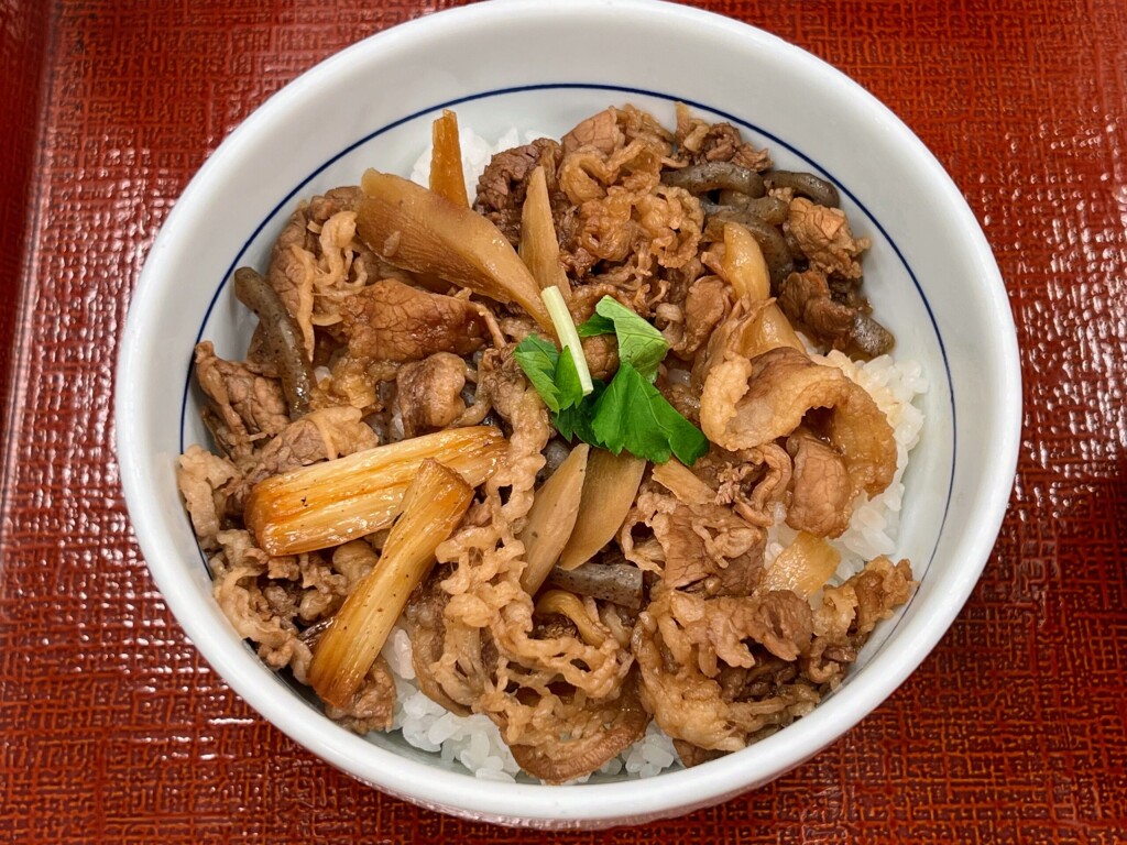 【なか卯】定番の「牛すき丼」（2024年6月）