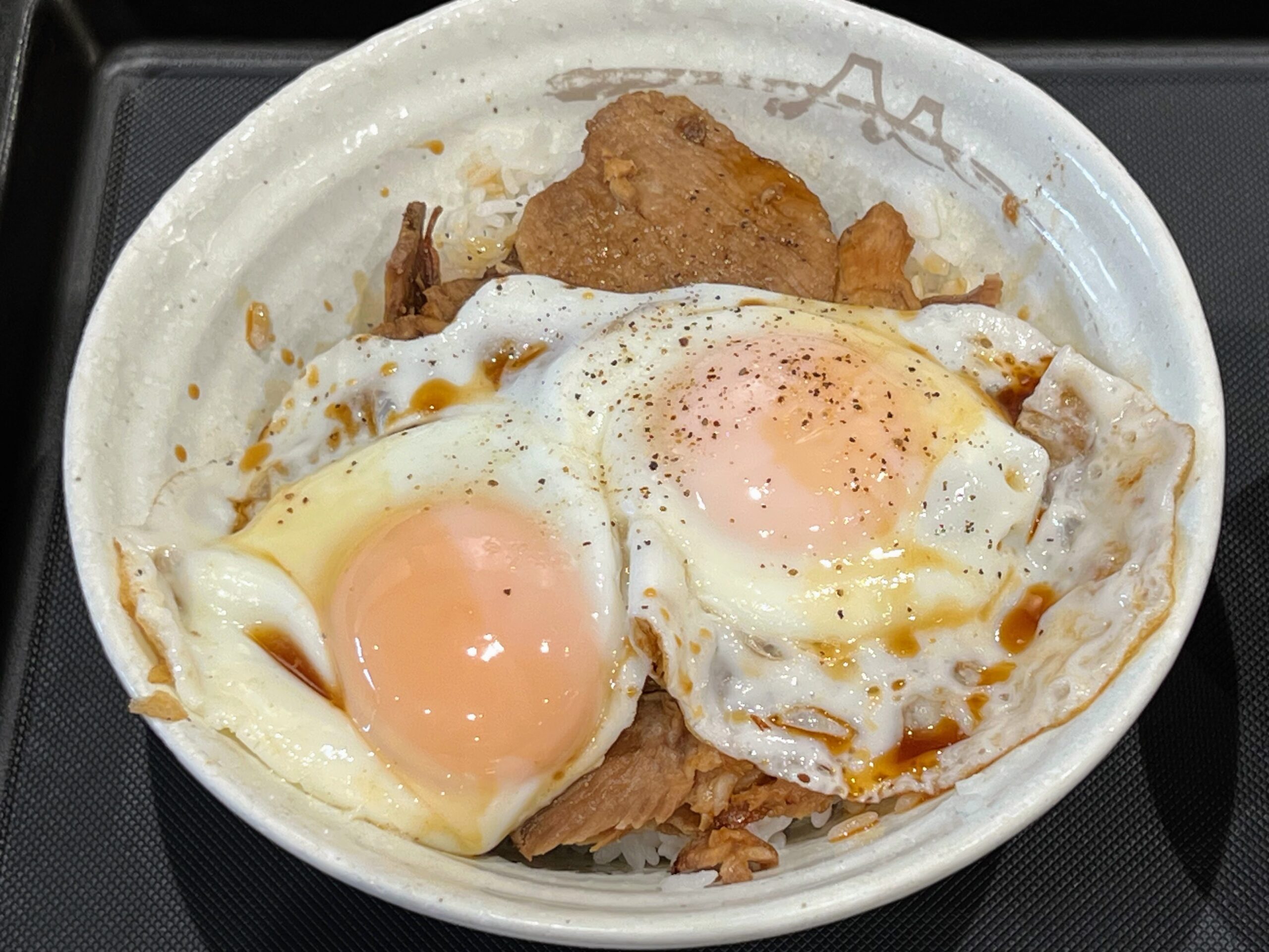 ハローキティ ご当地 今治限定 焼豚玉子飯 根付 ストラップ