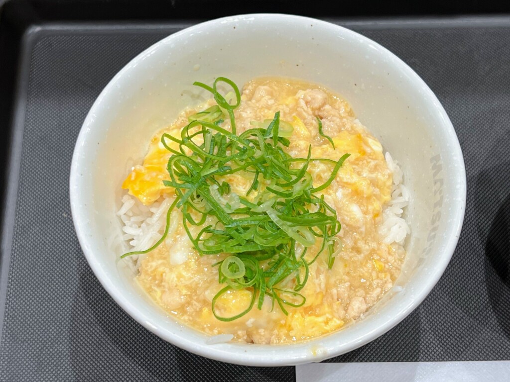 【松屋】鶏そぼろたまご丼（2025年7月）【朝メニュー】