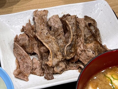【松屋】焼肉定食6種類が、松屋フーズ公式アプリからのご注文限定で各種100円引き（2025年6月22日まで）