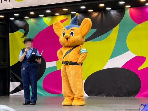 【ゆるキャラ】警視庁のシンボルマスコット「ピーポくん」（2025年10月）【新宿まちフェス2025】