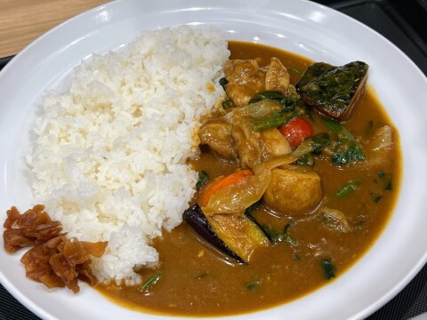 【マイカリー食堂併設店】「彩り野菜&ごろごろチキンカレー」(2023年6月)【過去の定番メニュー】