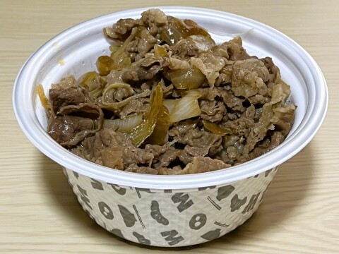 【松屋】牛めしの具がてんこ盛り。「お肉どっさり牛めし弁当」（2026年3月）【期間限定】