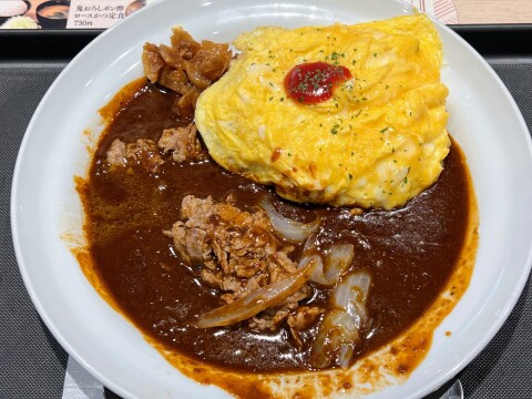 【松のや・マイカリー食堂 併設店】「オムレツハッシュドビーフ」（2024年12月）【期間限定】