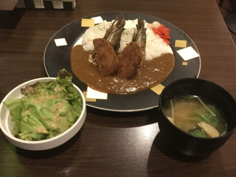 【ご当地グルメ】「すなば珈琲 鳥取駅前店」に足を運び、「もさ海老カレー」と「アイスウインナーコーヒー」をいただいた話（2019年5月撮影）【鳥取県鳥取市/閉店済】