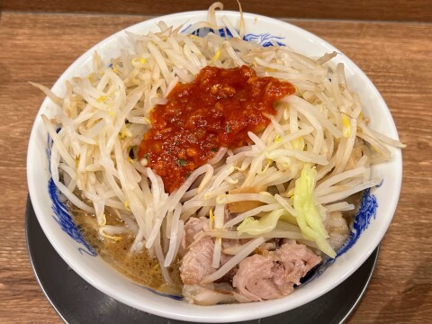 【ジャンクガレッジ】「ラーメン」とトッピング「うまトマ増し」（2026年5月）【松屋/期間限定】