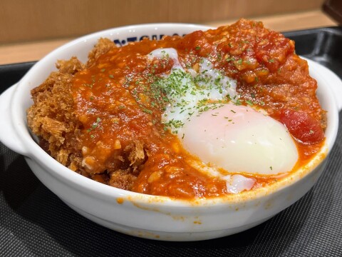 【松のや】「うまトマジャンボチキンかつ定食」（2026年6月）【期間限定】