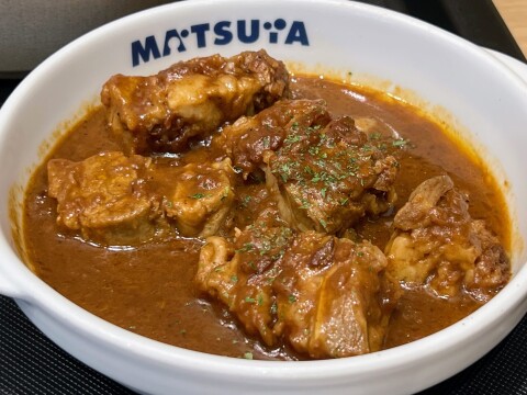 【松屋・マイカリー食堂 併設店】「牛煮込みルンダン」（2026年6月撮影）【過去の限定メニュー】