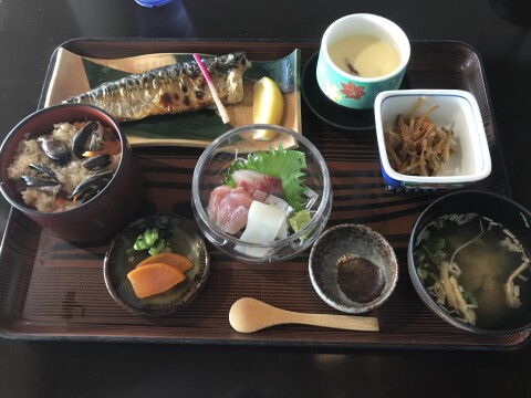 【ご当地グルメ】「すなば珈琲 気高町遊漁センター店」でいただいた、最初で最後の海鮮定食（2019年6月撮影）【鳥取県鳥取市/閉店済】