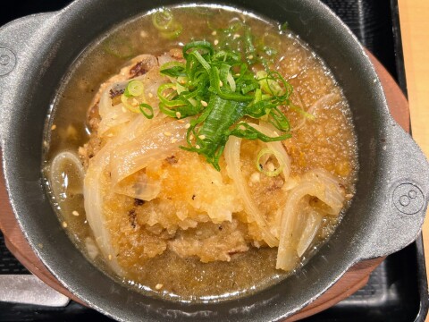 【松屋】ありそうでなかった和風煮込みハンバーグ「みぞれ煮ハンバーグ」（2024年1月）【店舗限定】